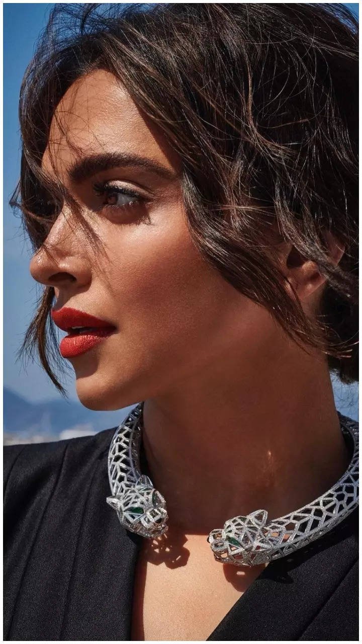 Ten Sensual Pictures Of 'Pathaan' Actress Deepika Padukone 