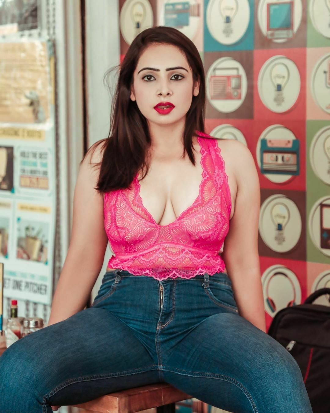 Film Cheers में दमदार किरदार निभाएंगी Surabhi Tiwari