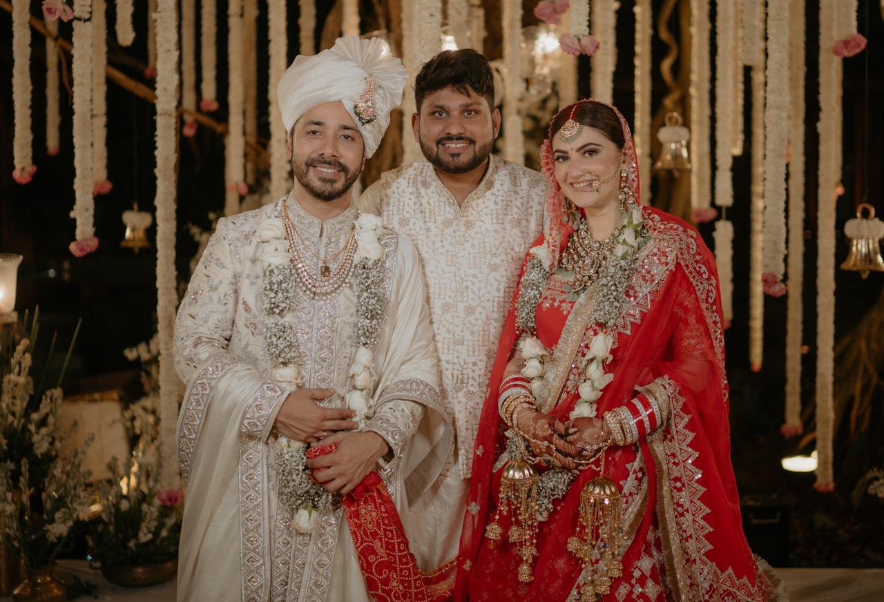 Epic Stories ने शेयर किया Shivaleeka Abhishek Pathak शादी की तस्वीरें, फोटोग्राफर Himanshu Patel ने कहा True Love Story