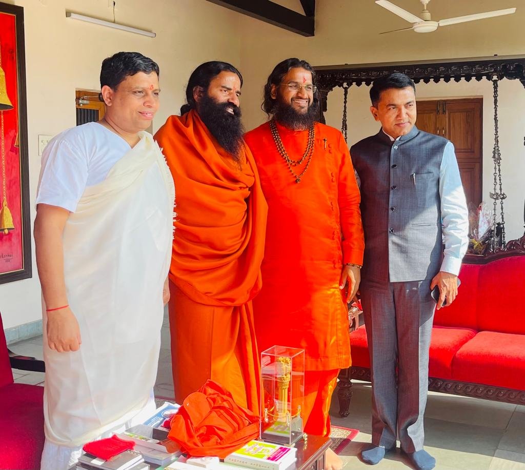 गोवा में आध्यात्मिक पर्यटन को बढ़ावा देने स्वामी ब्रह्मेशानंद और मुख्यमंत्री प्रमोद सावंत ने हरिद्वार का किया दौरा