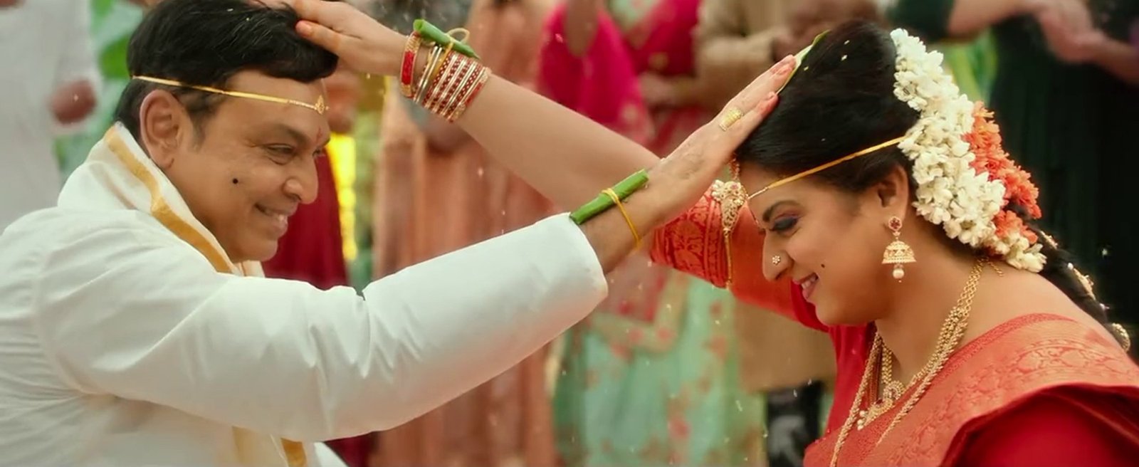 तेलुगु अभिनेता नरेश ने शादी पवित्रा लोकेश से ? ये नरेश की चौथी और तीसरी शादी पवित्रा लोकेश की है