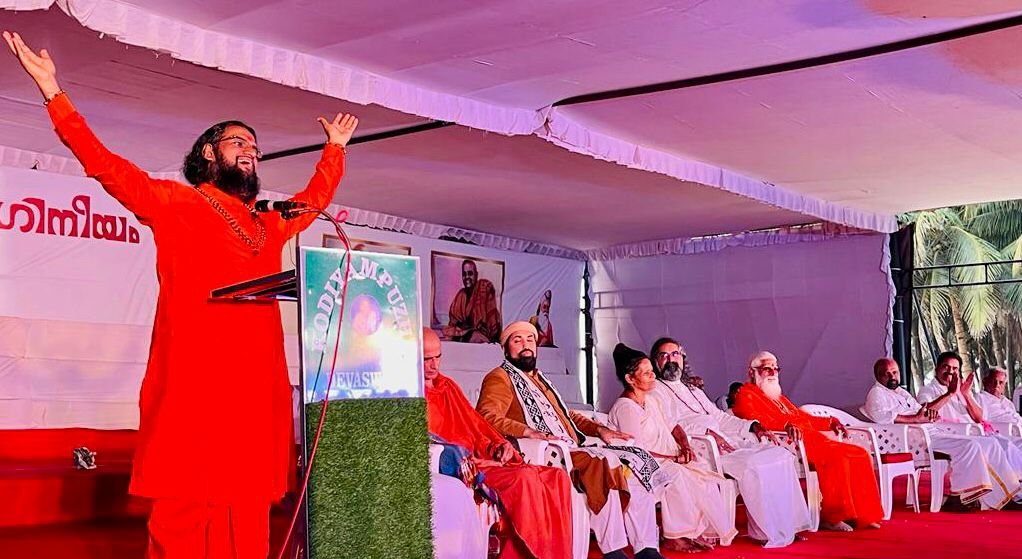 धर्म कोई भी हो, देश का विचार सर्वोपरि होना चाहिए - सद्गुरु ब्रह्मेशानन्दाचार्य जी 15 Swami Brahmeshanand