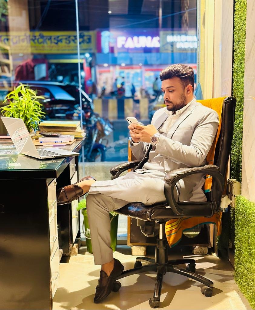 विशुजीत ठाकुर की भारत सरकार से अपील: भारत में प्रतिभा को बनाए रखने के लिए आईटी में निवेश करें 15 Vishujeet Thakur