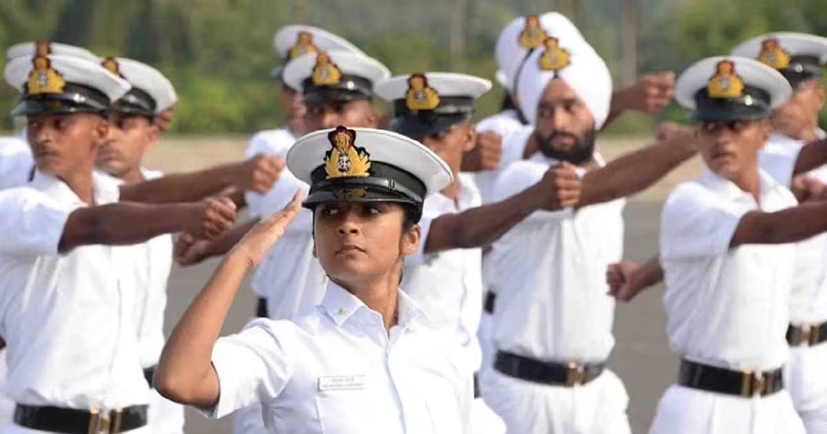 Indian Navy Recruitment 2023: इंडियन नेवी में जॉब्स के लिए आज से रजिस्ट्रेशन शुरू, कौन कर सकता है आवेदन