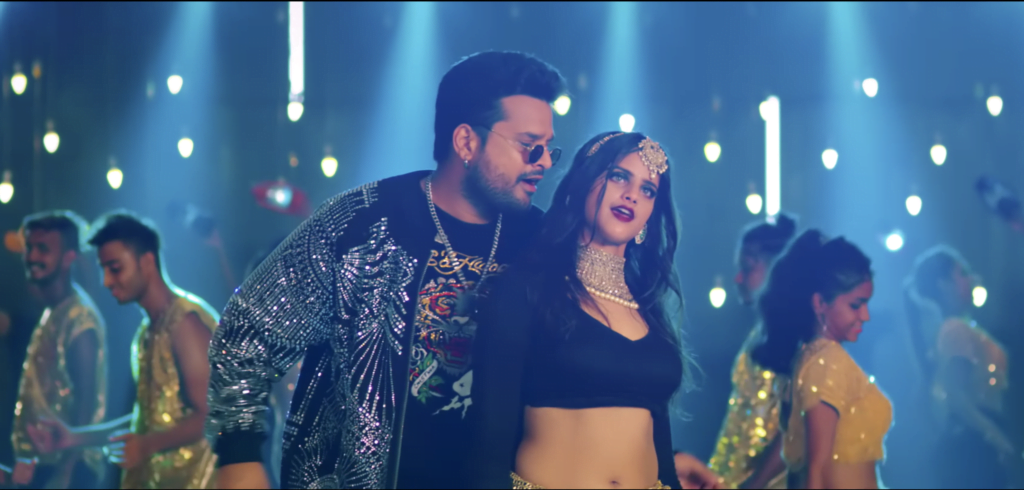 Bhojpuri Song: बांसुरिया के धुन पर नचाने को तैयार रितेश पांडेय का गाना हुआ रिलीज 4 बांसुरी के धुन पर नाचने को तैयार रितेश पांडे का गाना हुआ रिलीज