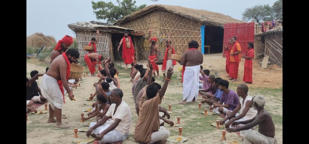 गौरव झा: बड़की माई छोटकी माई - एक ऐसी फिल्म है, जो दर्शकों को 150 साल पहले के दौर में ले जाएगी 9 गौरव झा और ऋतु सिंह स्टारर भोजपुरी फिल्म "बड़की माई, छोटकी माई" की शूटिंग समाप्त