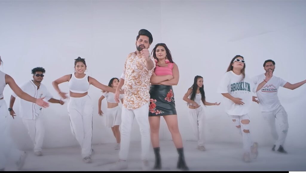 राकेश मिश्रा ने फिर दिखाया दम, लेकर आए गए “ बाहुबली 2- तैयार हैं हम”,मिला एक ही दिन में मिलियन व्यूज 2 राकेश मिश्रा