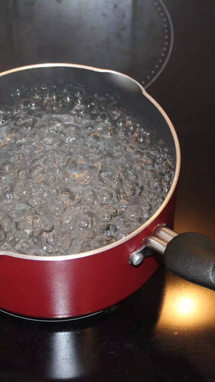 घर पर कैसे बनाएं चीजी एग बर्गर