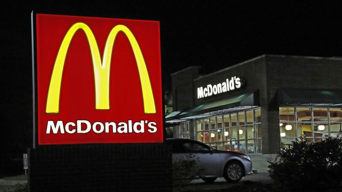 McDonald's बर्गर में चूहे का मल पाए