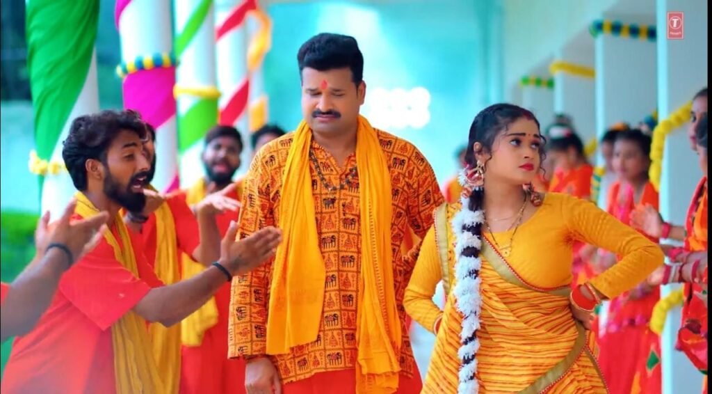 Sawan Special Song: भोजपुरी सुपरस्टार रितेश पांडे का नया गाना "बरसेला सावनवा" हुआ रिलीज, तो झूमने लगे श्रद्धालु 2 Sawan Special Song
