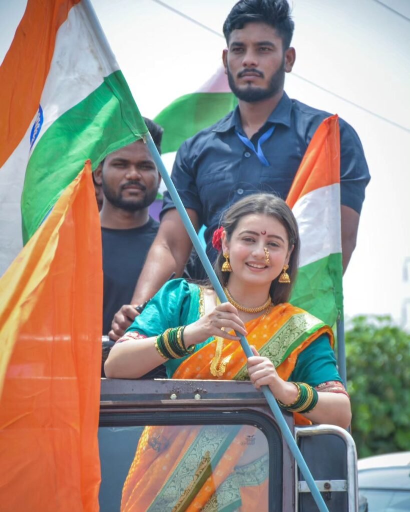 टीवी एक्ट्रेस चाहत पांडेय का अभिनय से राजनीति में कदम, मध्य प्रदेश के दमोह से लड़ सकती हैं चुनाव 3 361943797 939247190468332 4091568022808635022 n