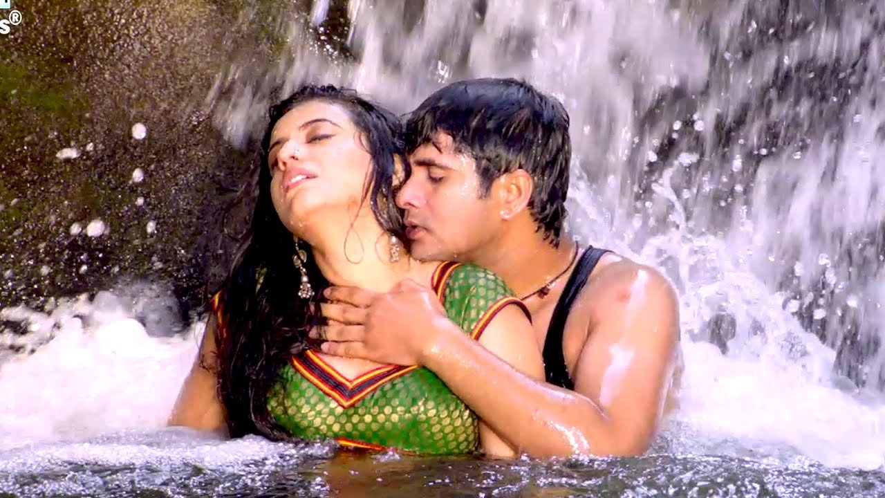 Akshara Singh