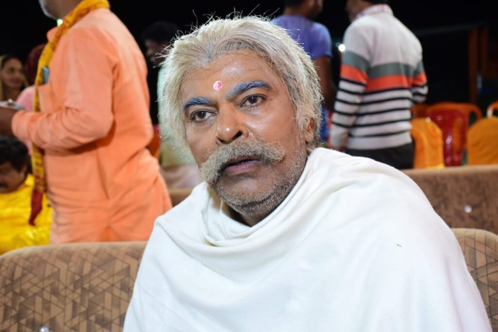 <em>अजय सिन्हा की फिल्म 'सबपे भारी जनेऊ धारी' पर खूब चली बोर्ड की कैंची </em>मोदी<em>–योगी शब्द के इस्तेमाल पर सेंसर बोर्ड ने जताया एतराज</em> 15 img 20231211 wa00107684973541042487657