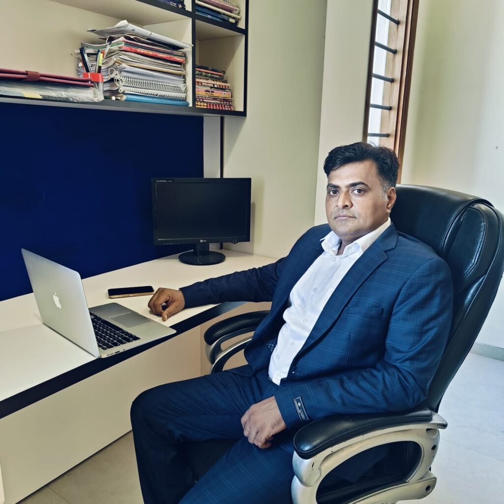 राजस्थान की हस्तशिल्प कला का डंका बजा दिया विदेशों में! इस बिकानेरी शख्स ने कैसे किया कमाल? 15 img 20241007 wa00072287755219850770237