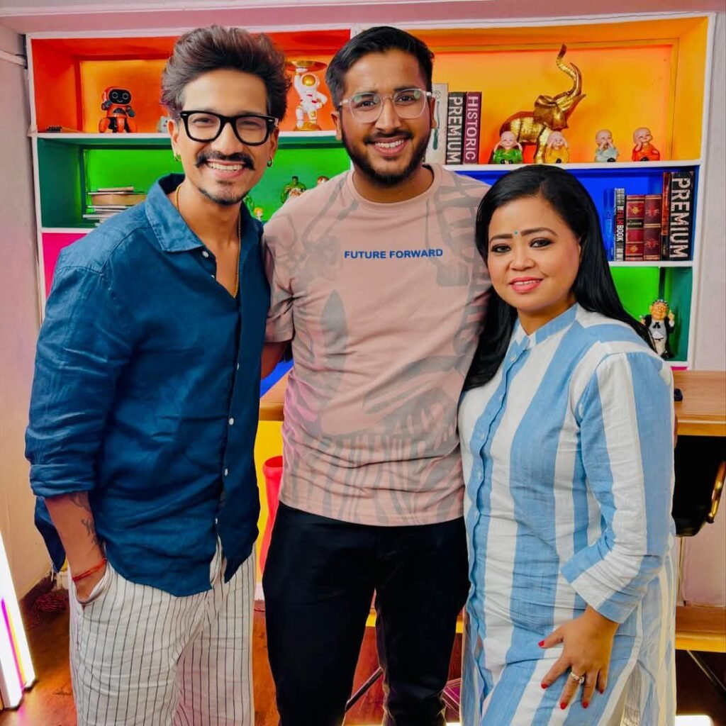 फिल्म एक्टर हो या सिंगर, या चाहे सोशल मीडिया सेलिब्रिटी, बीकानेरी शख्स ने डिजिटल क्रिएटर्स को दुनिया में जमाई धाक 15 img 20241223 wa00118636000852020504263