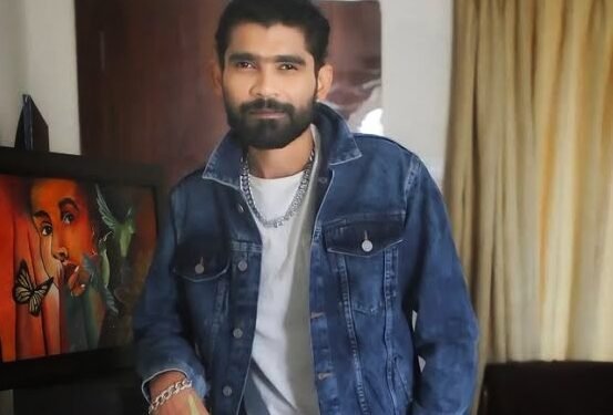 Qaseem Haider : बिहार से बॉलीवुड तक का सफर, एक्टर, गीतकार और होस्ट के रूप में बनाई पहचान 14 1001349492