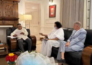 आचार्य लोकेश